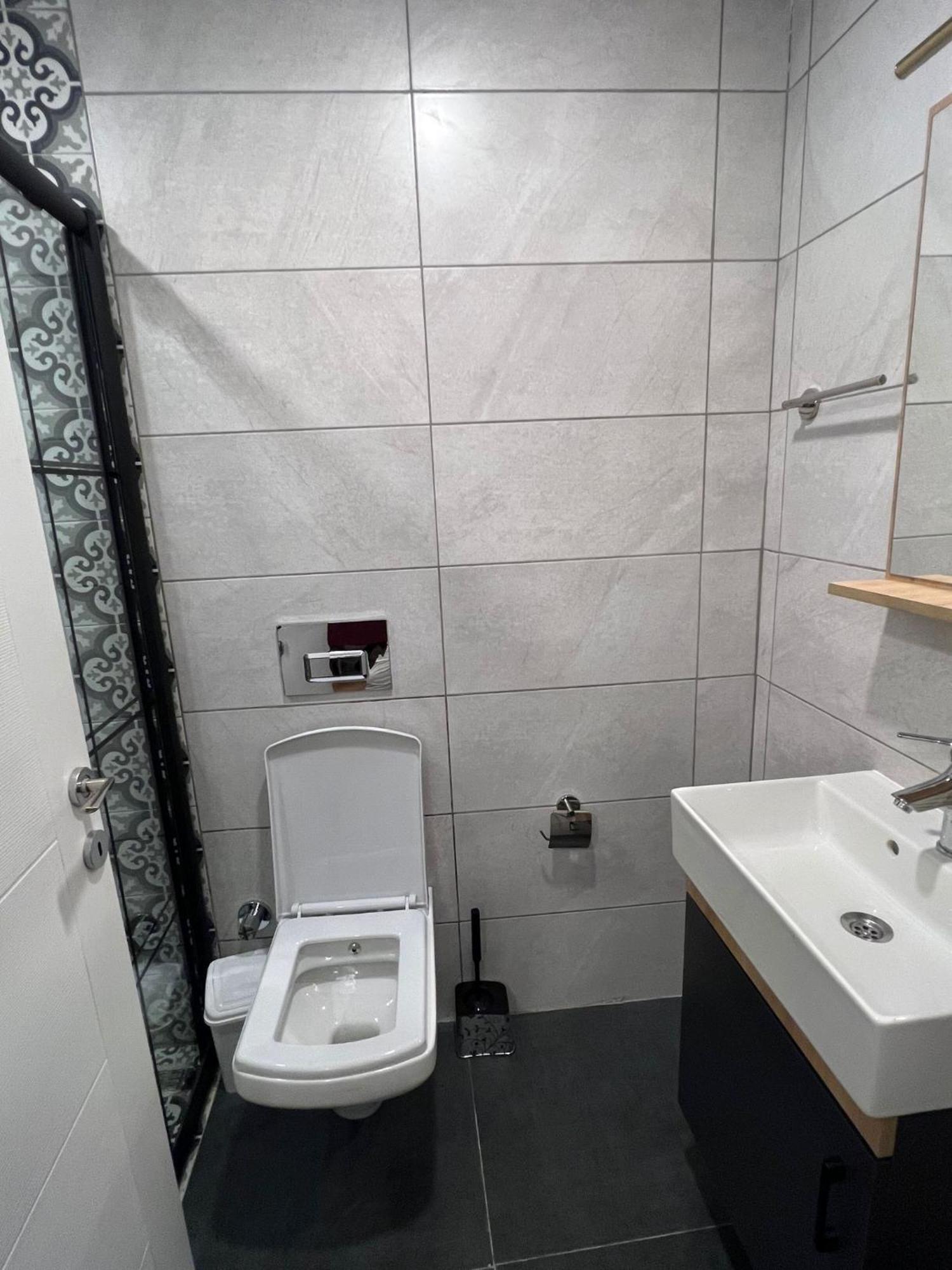 Ayd Apart Harbiye Taksim Istanbul Exterior photo
